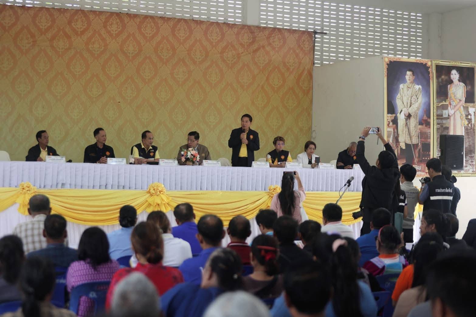 คณะกรรมการขับเคลื่อนโครงการสมาชิกวุฒิสภาพบประชาชน กลุ่มภาคเหนือ (ตอนล่าง) ลงพื้นที่ อ.เขาค้อ จ.เพชรบูรณ์ รับฟังปัญหาที่ดินทำกิน - สาธารณูปโภคขั้นพื้นฐาน พร้อมเร่งประสานแก้ไขตามกลไกวุฒิสภา