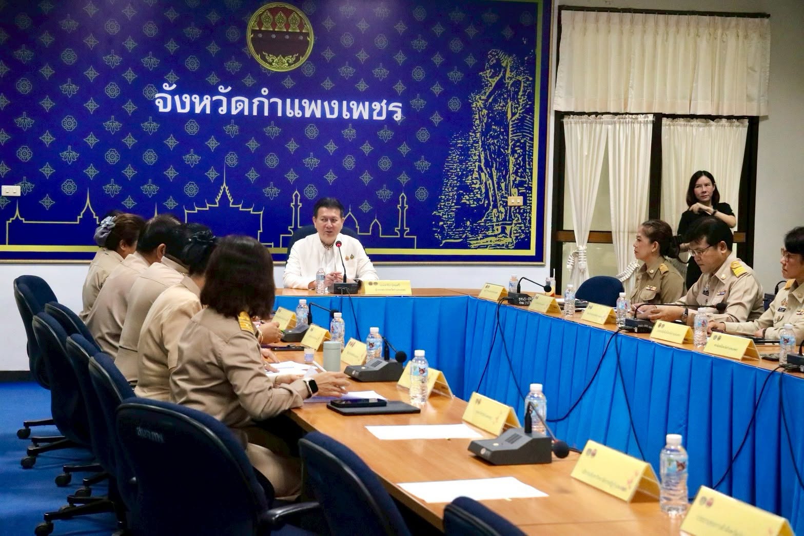 จังหวัดกำแพงเพชรจัดประชุมคณะทำงาน และคณะทำงานติดตาม สนับสนุนโครงการ "ด้วยจงรักและภักดี" สร้างประโยชน์ให้ชุมชน ประชาชนมีความสุข จังหวัดกำแพงเพชร