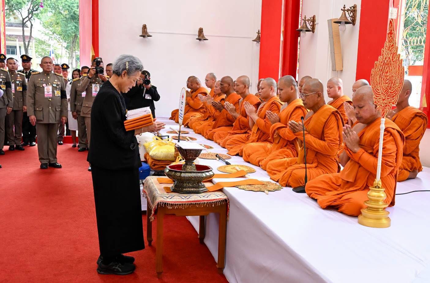 💜กรมสมเด็จพระเทพฯ เสด็จฯ ทรงถวายผ้าพระกฐินสภากาชาดไทย ประจำปี 2569 ณ วัดนาควัชรโสภณ จ.กำแพงเพชร